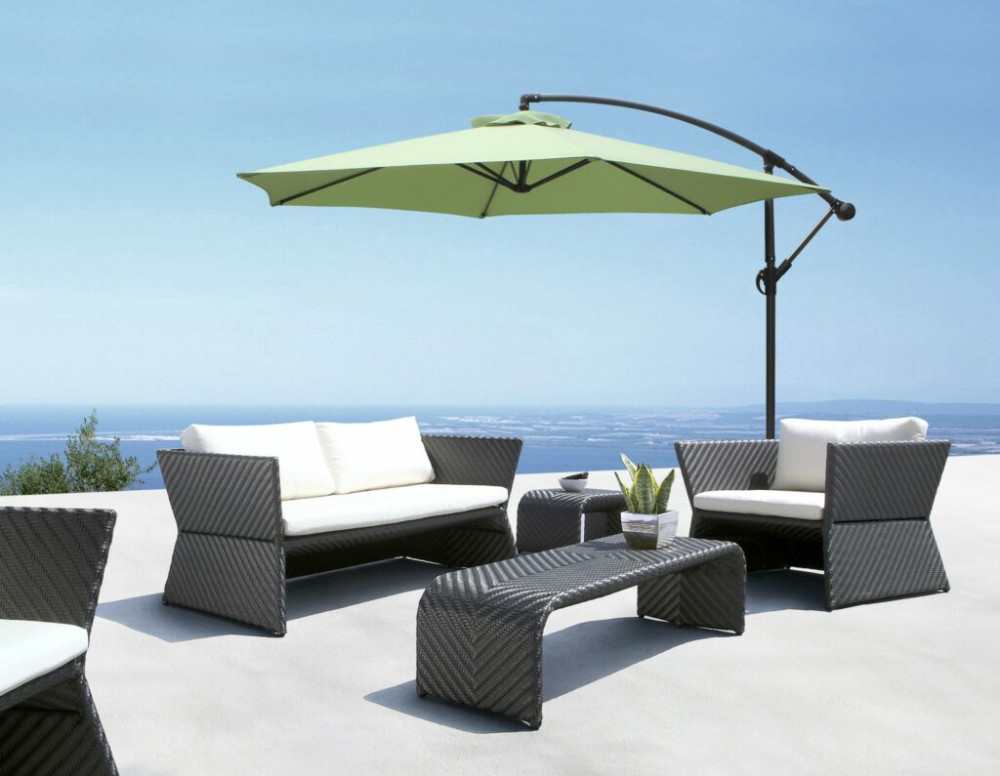 Ross James Luxury Garden Furniture Parasol with crank handle and base weights